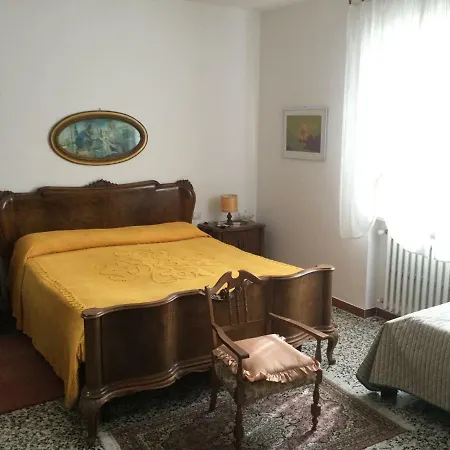 Del Carli Каренно